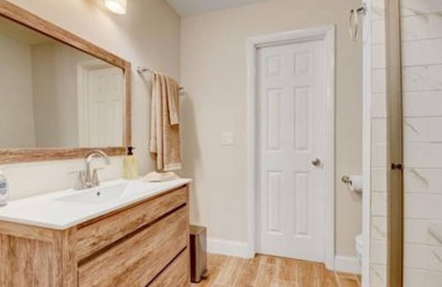 Lake Worth Otro | Ananda Farmhouse and Retreat.
