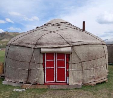 Naryn Region Otro | Anarbek's Yurt Camp