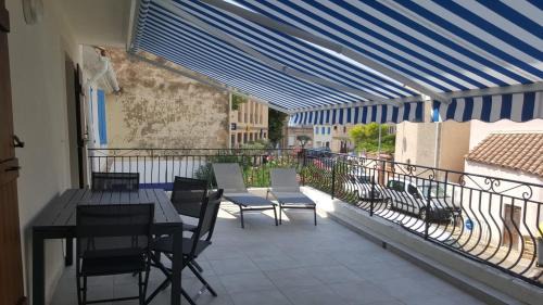 Saint-Mandrier-sur-Mer Apartamento | Anatole - T3 - Moderne - Climatisé - 1er étage - Très grande terrasse 35 M2 - Vue magnifique et dégagée