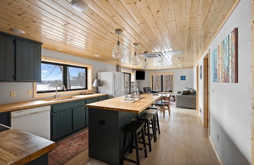 Pequot Lakes Cabina | Anchor Bay-Feet from water's edge|Deck|Grill|