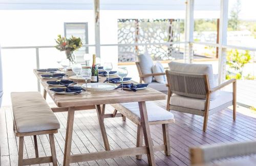 Yamba Casa | Anchor Down