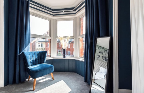 Weymouth Cabaña | Anchor House