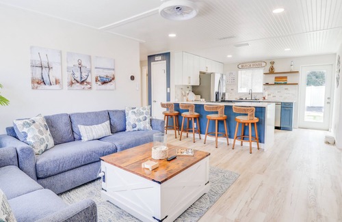 New Smyrna Beach Casa | Anchor Inn Paradise - Pet Friendly Beach Home!