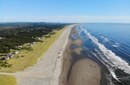 Grayland Apartamento | Anchor's Away Cottage Studio by the Sea w fireplace