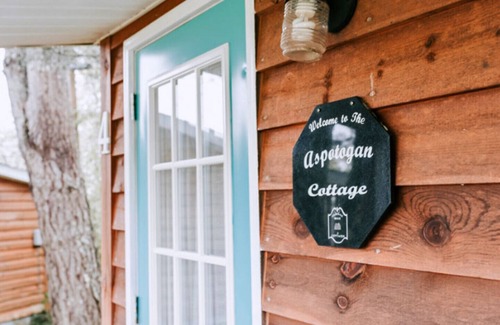 Hubbards Cabaña | Anchorage House & Cottages - Aspotogan Cottage