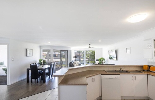 Yamba Apartamento | Anchorage, Waterfront unit in Yamba