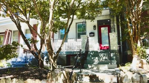 Northeast Casa | Anchored Abode - Family Friendly Cap Hill