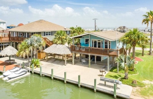 San Luis Casa | Anchors Away! Comfortable Beach and Fishing Getaway