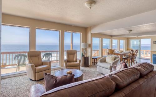 Nelscott Casa | Anchors Aweigh