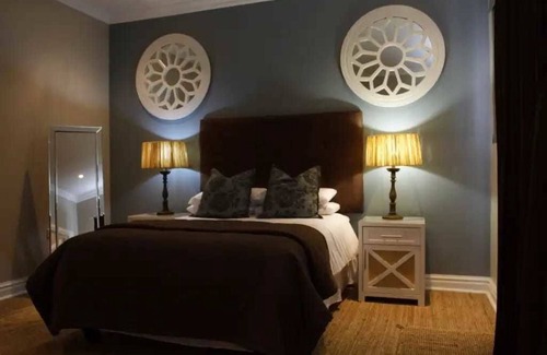 Athlone Casa | Anchors Boutique Lodge
