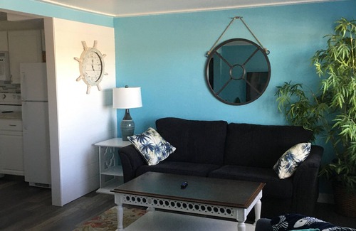 Lake Ozark Condominio | JUST LISTED - RECIENTEMENTE REMODELADO - SITUADO JUST OFF BAGNELL STRIP