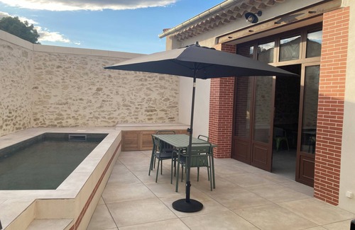Boujan-sur-Libron Casa | Ancienne Cave Vinaire Aménagée en Loft Avec Patio et Mini-piscine
