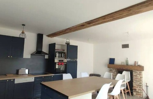 Bouere Casa | Ancienne Ferme Rénovée - 7 Chambres/14 Couchages Avec Étang