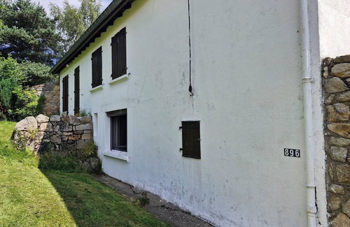 Chalmazel-Jeansagniere Casa | Ancienne Bergerie 1000m Altitude Ideal Reos, Ballade ou vtt 100 % Campagne