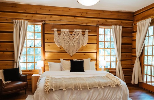 Pemberton Chalet De Esquí | Ancient Cedars Lodge