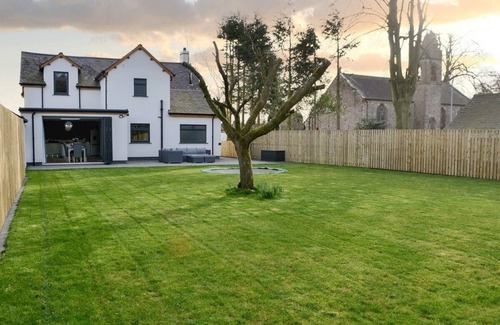 Gretna Casa | CASA ANCRUM alojamiento con cocina en Gretna Green con bañera de hidromasaje