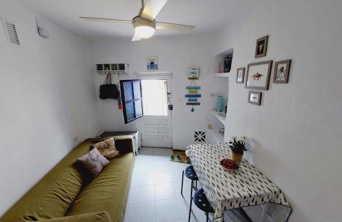 Almuñécar Casa | Andalusian House with Sea View in the Old Town
