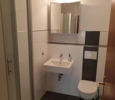 Wilnsdorf Apartamento | Andinas Ferienwohnung in ruhiger Lage direkt am Wald