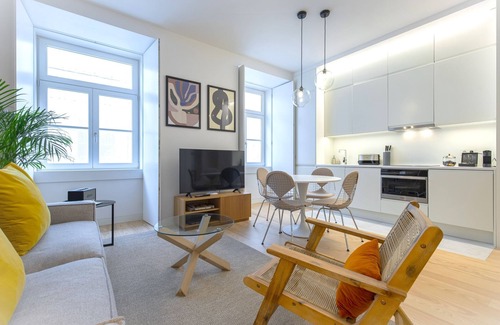Santa Maria Maior Apartamento | Ando Living Douradores House