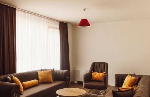 Lipjan Complejo | Andoena Resort