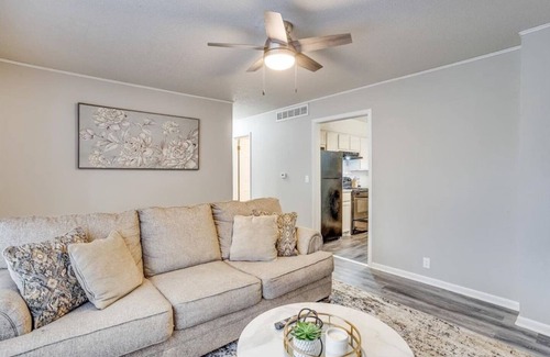 Andover Casa | Andover Bungalow - Sleeps 6