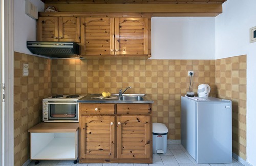 Petaleia Apartamento | Andreas Complex Studio