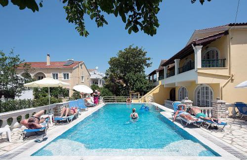 Kassiopi Apartamento | Andreas Pool Complex