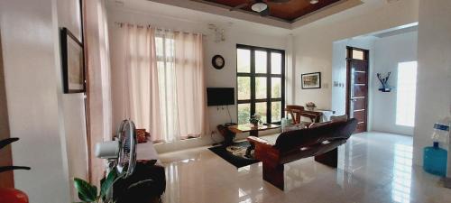 Puerto Princesa City Centre Casa | Andrew n Sophia's Guest House