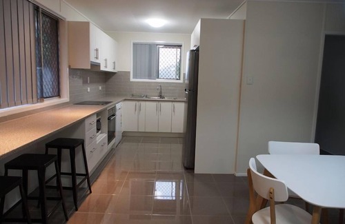 Wilsonton Casa | Andrew's Place - casa de 4 habitaciones con Netflix y WiFi