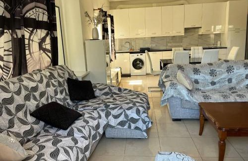 Limassol Apartamento | ANDRIA'S luxury family studio near Casino limassol