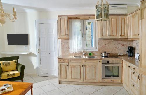 Ydrousa Casa | Andros Homes Sea Side Apartment & Studio