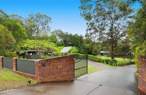 Warner Cabaña | Anembo Country Cottages, close to sporting venues, restaurants, hospitals, shops