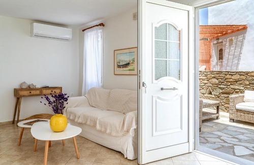 Agios Ioannis Casa | Anemologio 301 Tinos