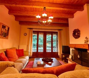 Kato Pedina Chalet De Esquí | Anemoria Chalets-Castalia Chalet