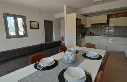 Evgiros Apartamento | Anesi View Apartment