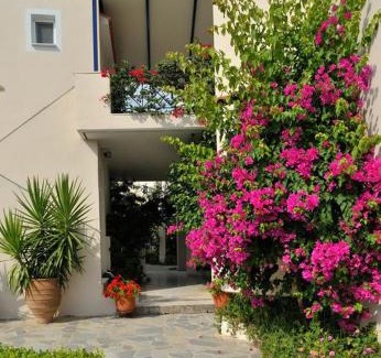 Kariotai Apartamento | Anesis Village Studios and Apartments