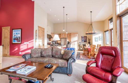 Elkhorn Village Apartamento | Angani Way Townhome 102
