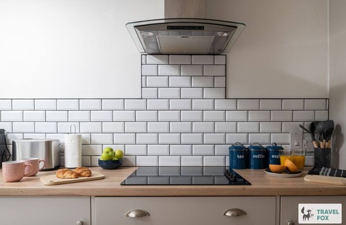 Alton Cabaña | Angel Cottage 5 mins drive to Alton Towers