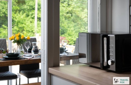 Alton Cabaña | Angel Cottage 5 mins drive to Alton Towers