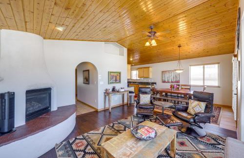 Angel Fire Casa | Angel Fire Townhome with Hot Tub 2 Mi to Ski Resort