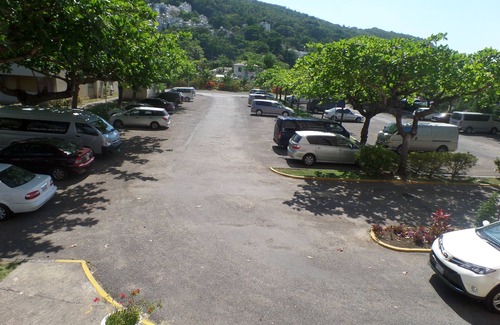 Ocho Rios Apartamento | Angel Fish Beach Suites - Turtle Tower