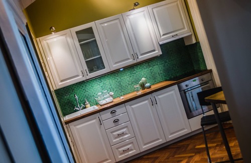 Stradom Cama Y Desayuno | Angel House Aparthotel