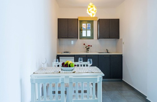 Sissi Casa | Angela Studios & Apartments