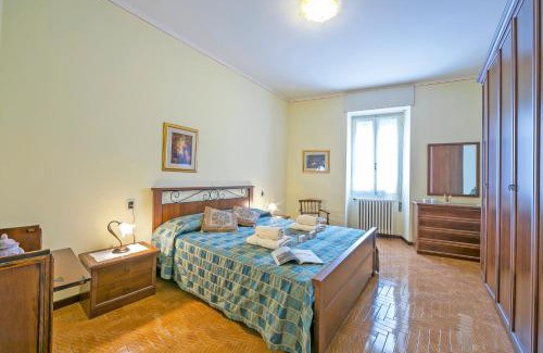 Cecina Casa | Angela -Terrace & beautiful View lake - Happy Rentals