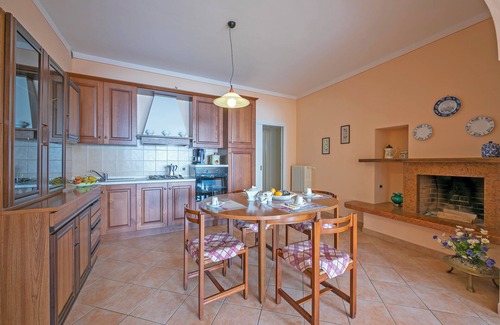 Cecina Casa | Angela -terrace & Beautiful View Lake