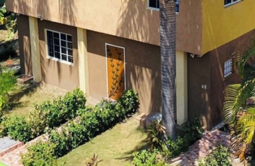 IronShore Estates Apartamento | Angels Hideaway Blue Room
