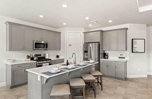 Washington Casa | Angels Landing3bed2ba Private Hot Tub