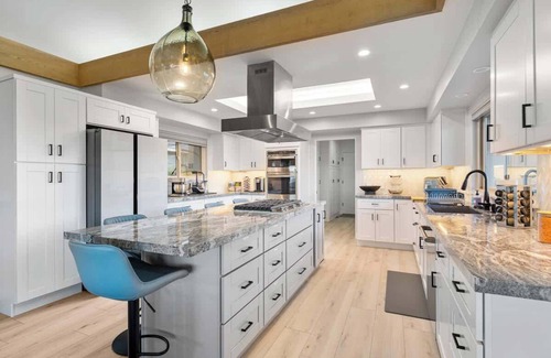 Mount Helix Casa | Angels Pt Estate, Pool, Arcade, 8 Beds, Ocean View