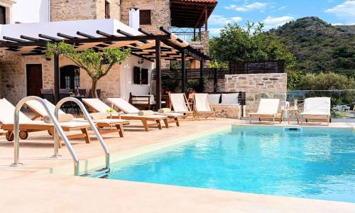 Argyroupoli Casa | Angenehmes Ferienhaus In Argiroupoli Mit Privatem Pool Und Bergblick