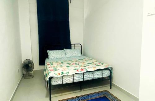 Pulai Casa | ANGGERIK LAZURI Guest House & Homestay